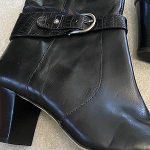 Anne Klein AKGANSEE Leather Upper Sz10M Buckle 3 " heel Black Booties.